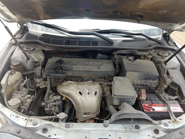 Toyota Camry LE 4dr Sedan (2.4L 4cyl 5A) 2009 Blue