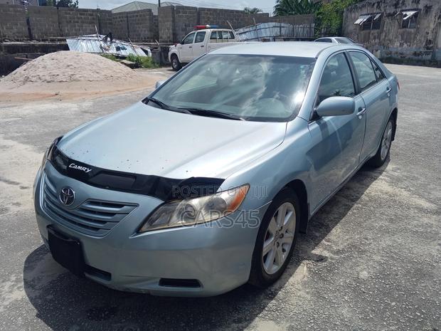 Toyota Camry LE 4dr Sedan (2.4L 4cyl 5A) 2009 Blue