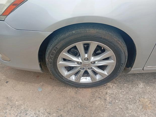 Lexus ES 350 2010 Silver