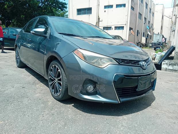 Toyota Corolla 2014 Blue