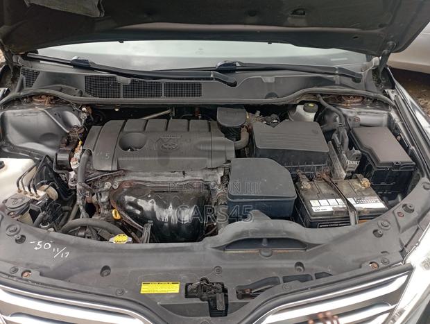 Toyota Venza 2011 Gray