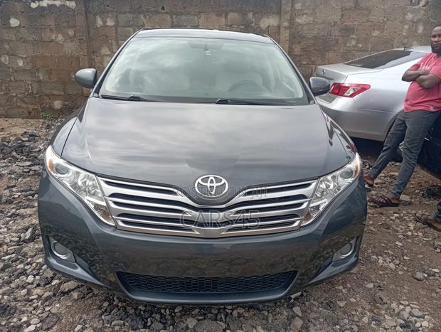 Toyota Venza 2011 Gray