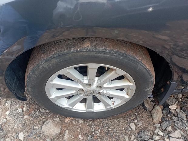 Toyota Venza 2011 Gray
