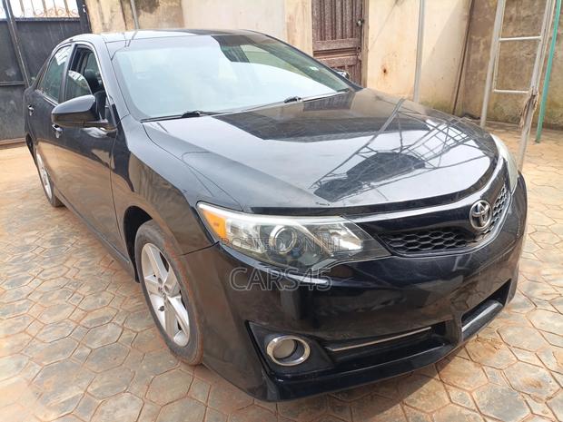 Toyota Camry 2014 Black