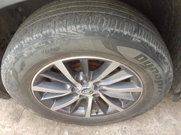 Toyota Highlander 2019 Gray