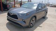 Toyota Highlander 2022 Gray for sale