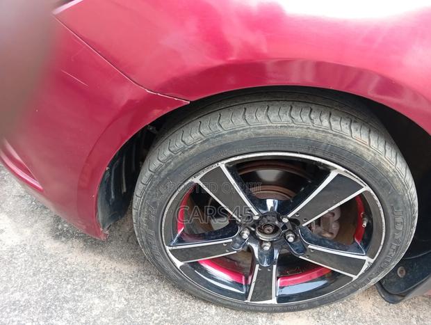 Hyundai Sonata SE Sedan FWD (2.4L 4cyl 6A) 2011 Red