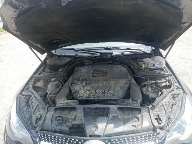 Mercedes-Benz E350 2010 Blue
