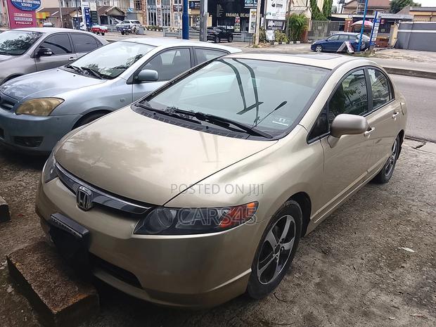 Honda Civic 1.8 Coupe DX 2007 Gold