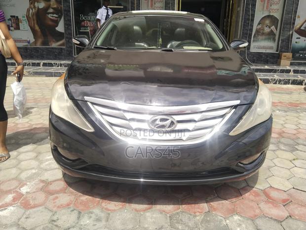 Hyundai Sonata 2013 Black