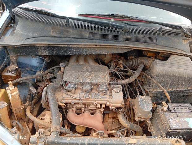 Toyota Sienna 1999 Blue