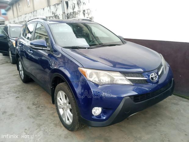 Toyota RAV4 2014 Blue