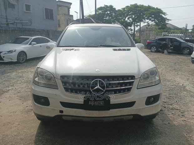 Mercedes-Benz M Class ML 350 AWD 4Matic (3.5L V6 7A) 2006 White
