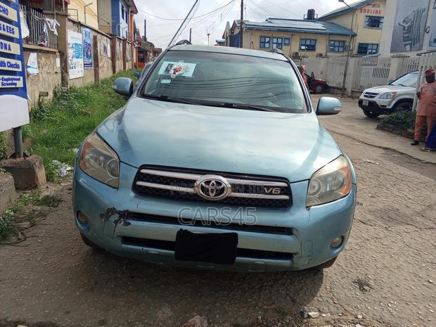 Toyota RAV4 2006 Blue