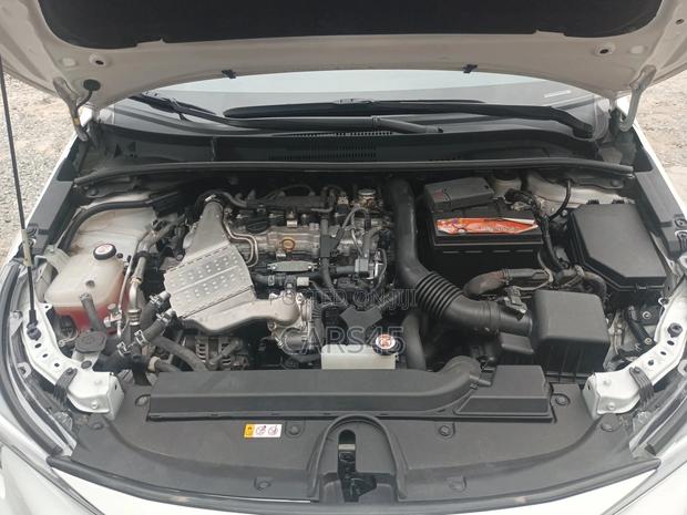 Toyota Corolla SE 2024 White