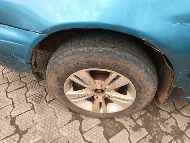 Toyota Corolla 1999 Blue