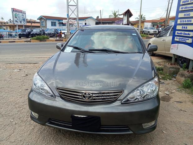 Toyota Camry 2002 Blue