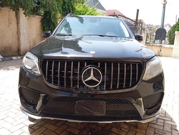 Mercedes-Benz GLS-Class 2017 Black