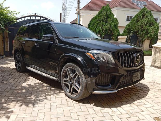 Mercedes-Benz GLS-Class 2017 Black