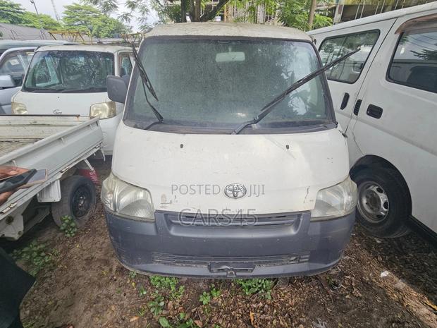 Toyota TownAce 2014 White