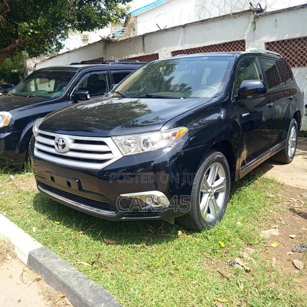 Toyota Highlander 3.5L 4WD 2013 Black