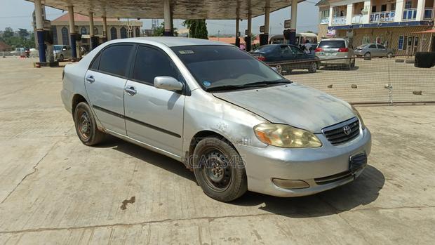 Toyota Corolla 2006 Silver