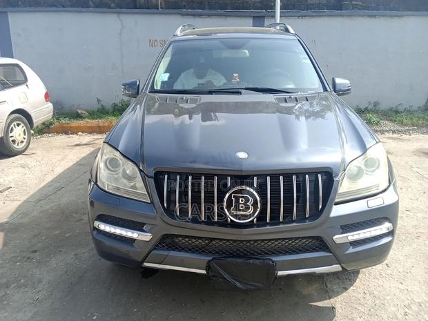 Mercedes-Benz GL-Class 2011 Gray