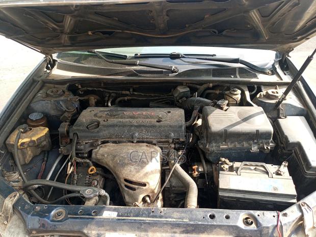 Toyota Camry 2004 Blue