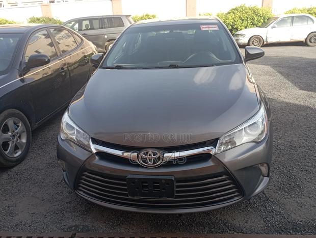 Toyota Camry 2015 Brown