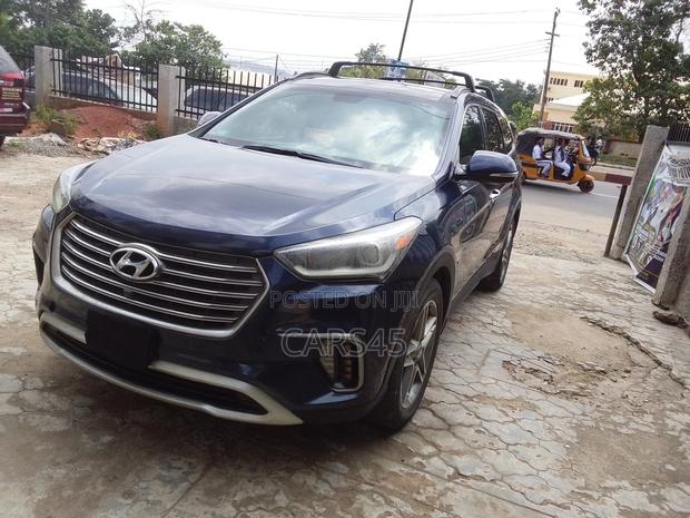 Hyundai Santa Fe 2017 Blue