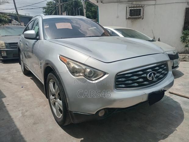 Infiniti FX35 2010 Silver