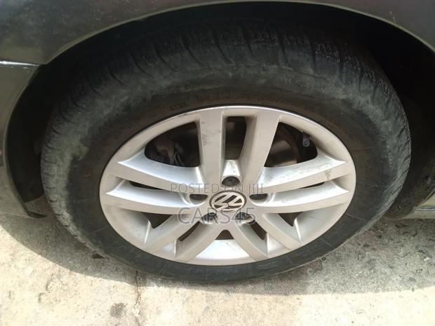 Volkswagen Golf 1.6 TDI 3 Door 2010 Gray