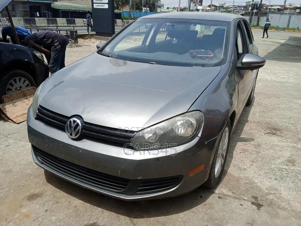 Volkswagen Golf 1.6 TDI 3 Door 2010 Gray