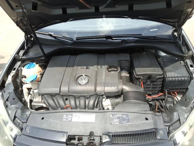 Volkswagen Golf 1.6 TDI 3 Door 2010 Gray
