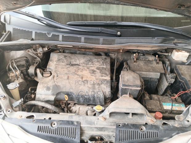 Toyota Sienna 2011 Gray