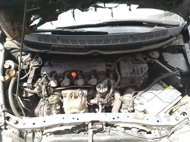 Honda Civic 2006 Blue