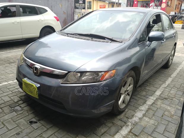 Honda Civic 2006 Blue
