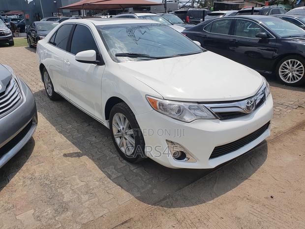 Toyota Camry 2014 White