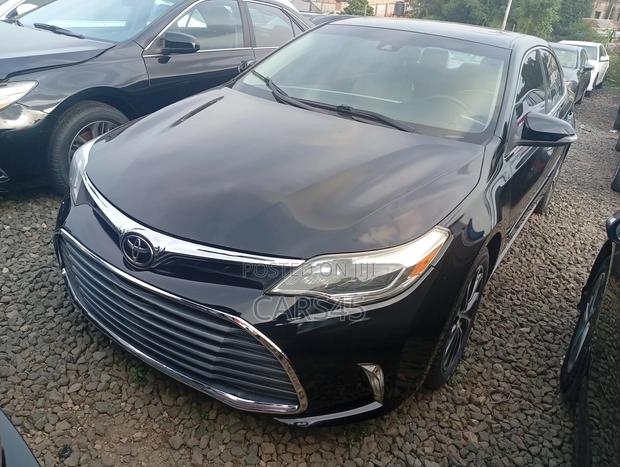 Toyota Avalon 2017 Black