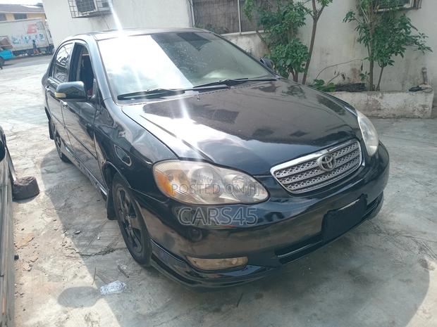 Toyota Corolla 2004 Black