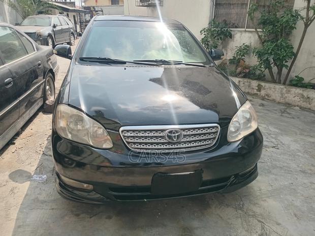Toyota Corolla 2004 Black