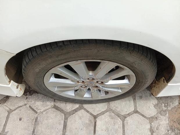 Toyota Corolla S 4dr Sedan (1.8L 4cyl 4A) 2009 White