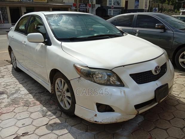Toyota Corolla S 4dr Sedan (1.8L 4cyl 4A) 2009 White