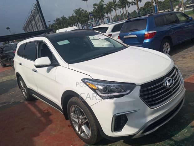 Hyundai Santa Fe 2018 White