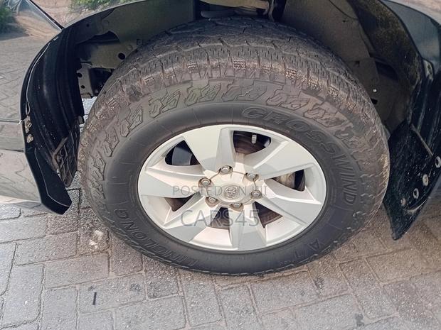 Toyota Land Cruiser Prado 2021 Black