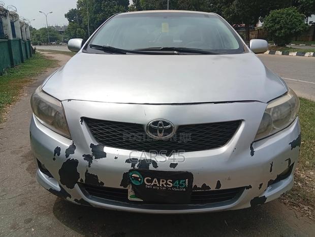 Toyota Corolla 2009 Silver