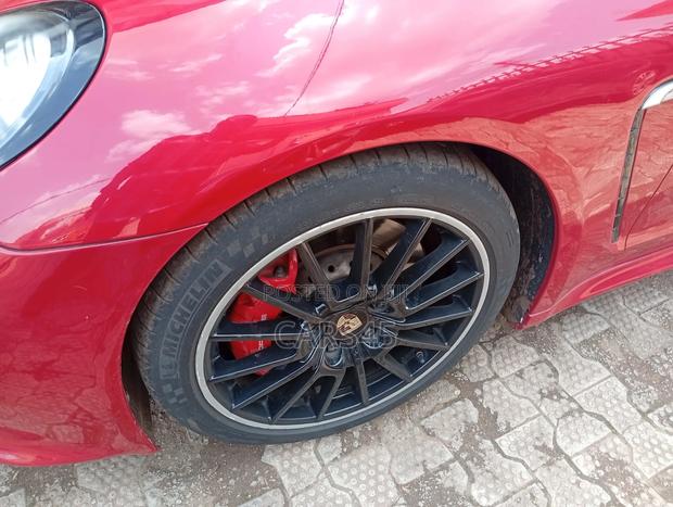 Porsche Panamera 2013 Red