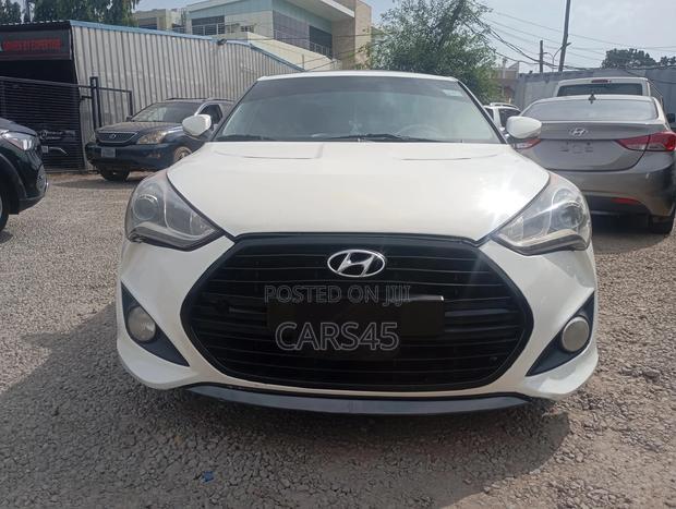 Hyundai Veloster 2013 White