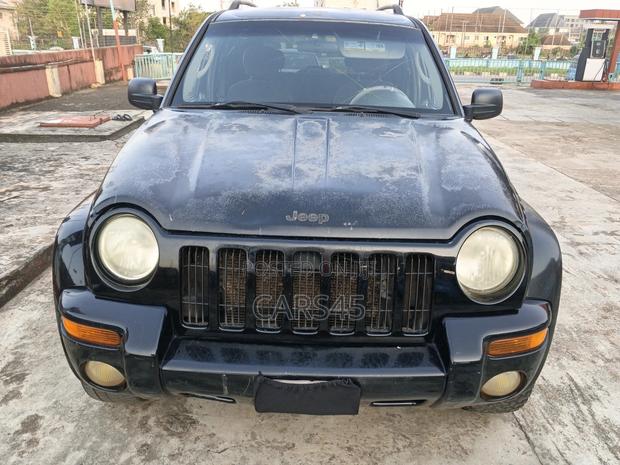 Jeep Liberty 2004 Black