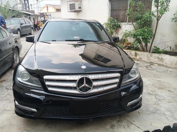 Mercedes-Benz C350 2013 Black